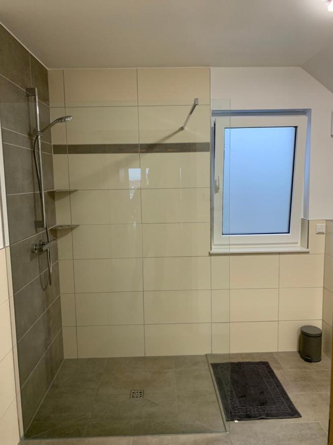 פולדה Niwas Apartments מראה חיצוני תמונה