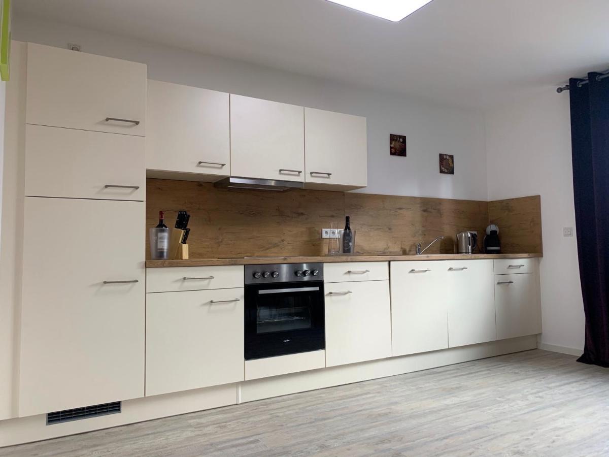 פולדה Niwas Apartments מראה חיצוני תמונה