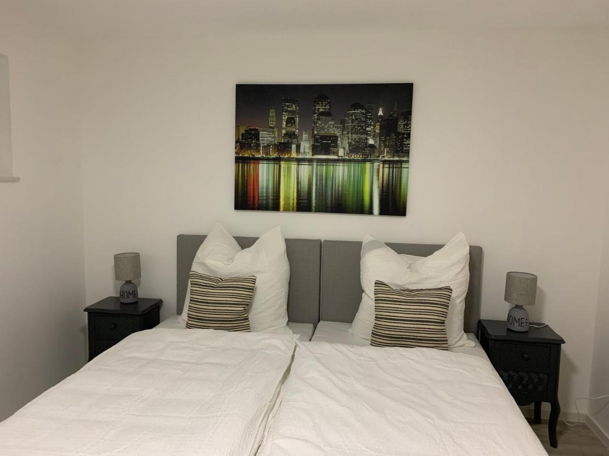 פולדה Niwas Apartments מראה חיצוני תמונה